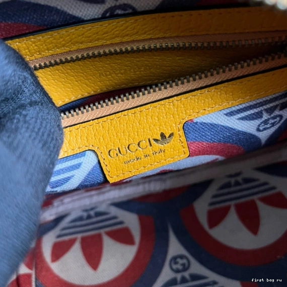 First bag ru Gucci bag small x Adidas shoulder 0716